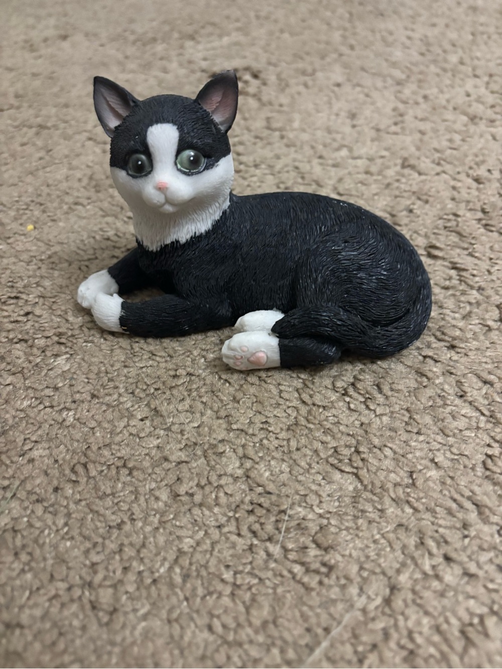 Black and White Ceramic Cat Figurine